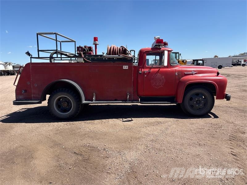 Ford F60Z6K 4x2 Fire Truck Itfaiye araçlari