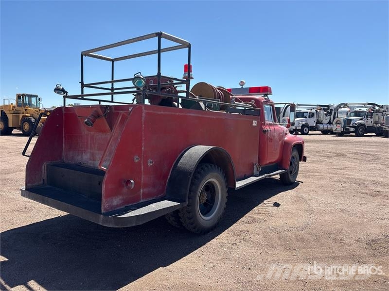 Ford F60Z6K 4x2 Fire Truck Itfaiye araçlari