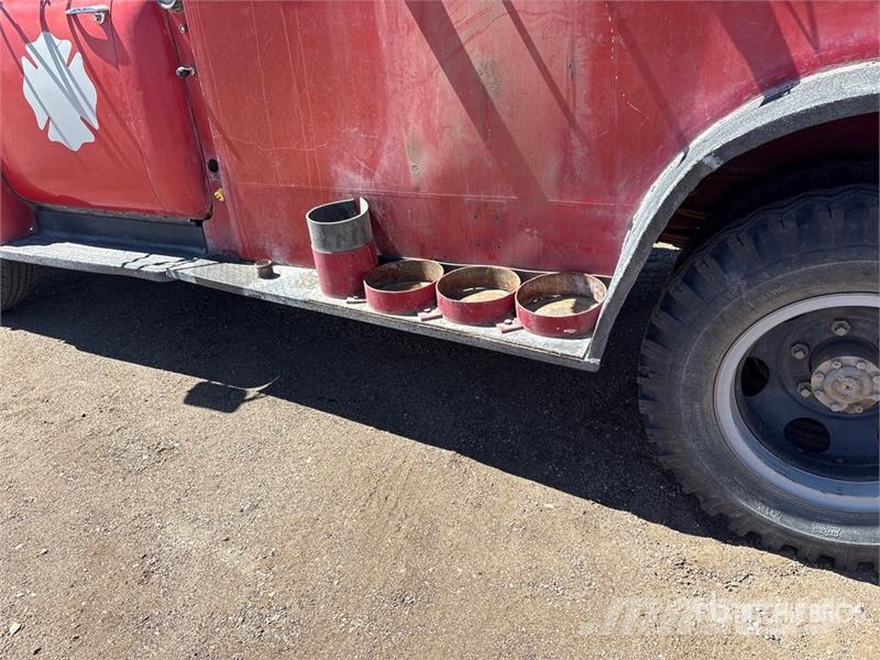Ford F60Z6K 4x2 Fire Truck Itfaiye araçlari