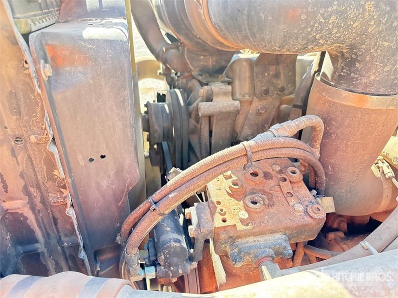 Ford F800 4x2 S/A Dump Truck Самосвал