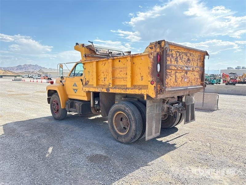 Ford F800 4x2 S/A Dump Truck Самосвал