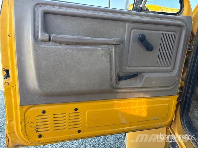 Ford F800 S/A Dump Truck Kiper tovornjaki