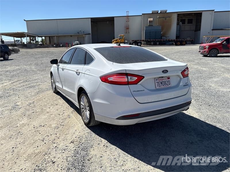 Ford Fusion Hybrid Automobile Automobili