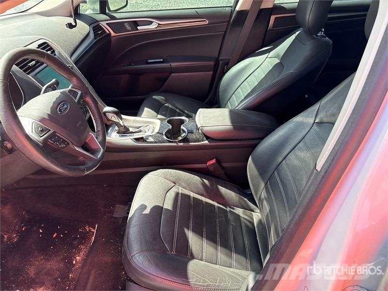 Ford Fusion Hybrid Automobile Automobili