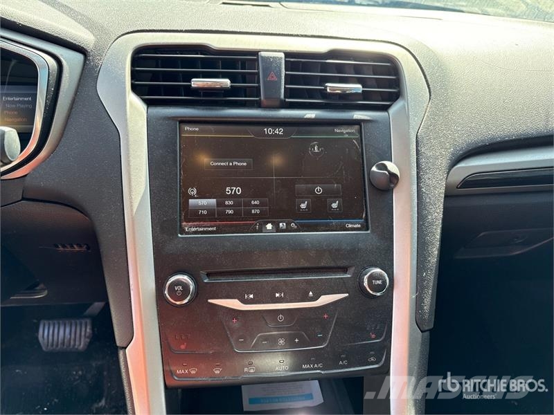 Ford Fusion Hybrid Automobile Automobili