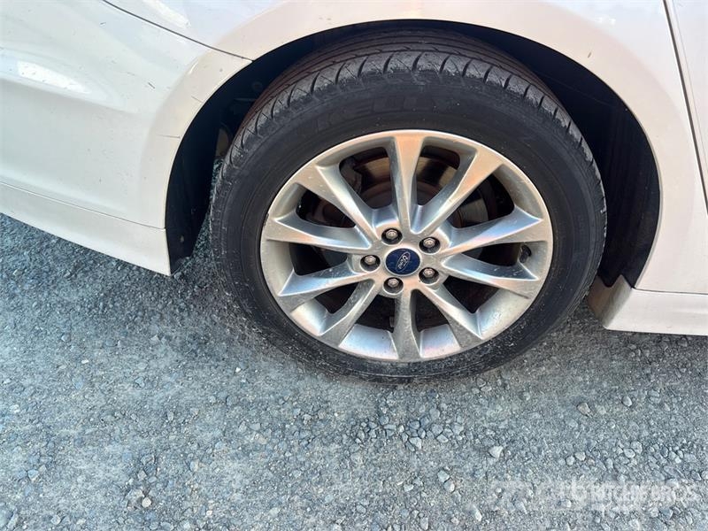 Ford Fusion Hybrid Automobile 汽车