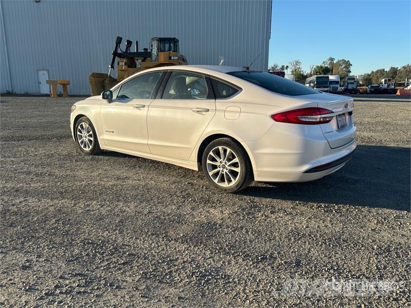 Ford Fusion Hybrid Automobile 汽车