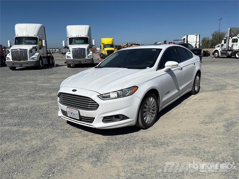 Ford Fusion Hybrid Automobile Automobili