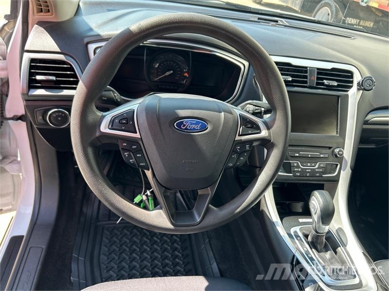 Ford Fusion SE Auto's