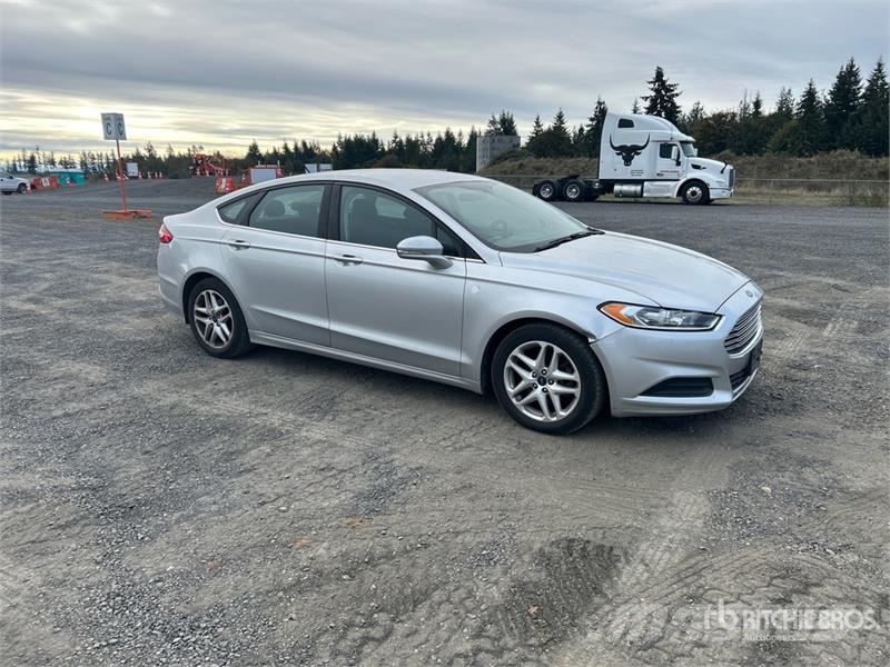Ford Fusion SE Automobile Personbiler