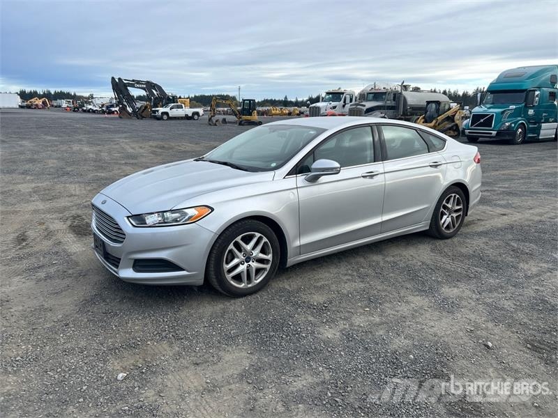 Ford Fusion SE Automobile Personbiler
