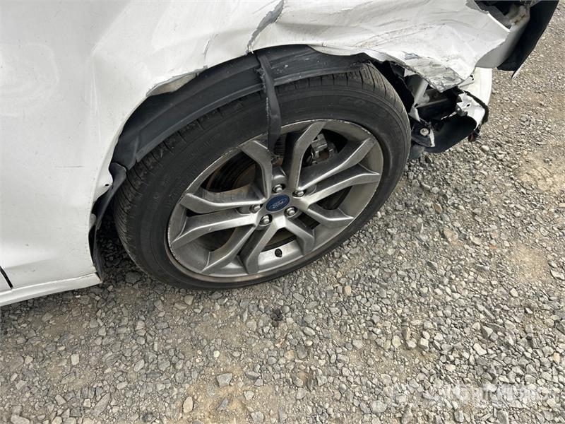 Ford Fusion SE Automobile Automašīnas