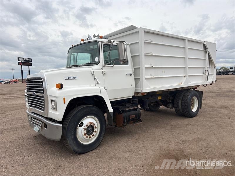 Ford L8000 4x2 Silage Truck Специальные грузовики
