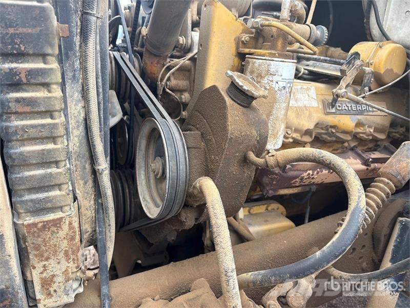 Ford L8000 4x2 Silage Truck Специальные грузовики