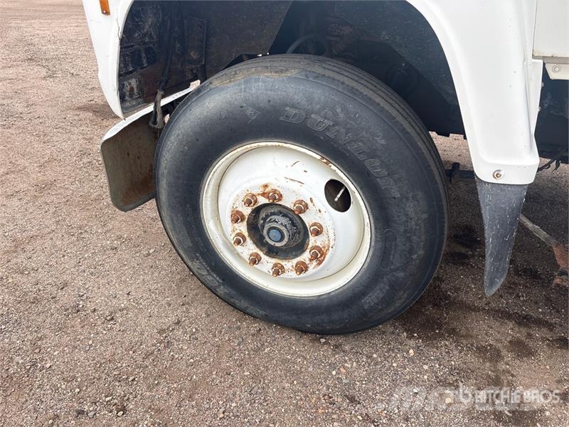 Ford L8000 4x2 Silage Truck Специальные грузовики