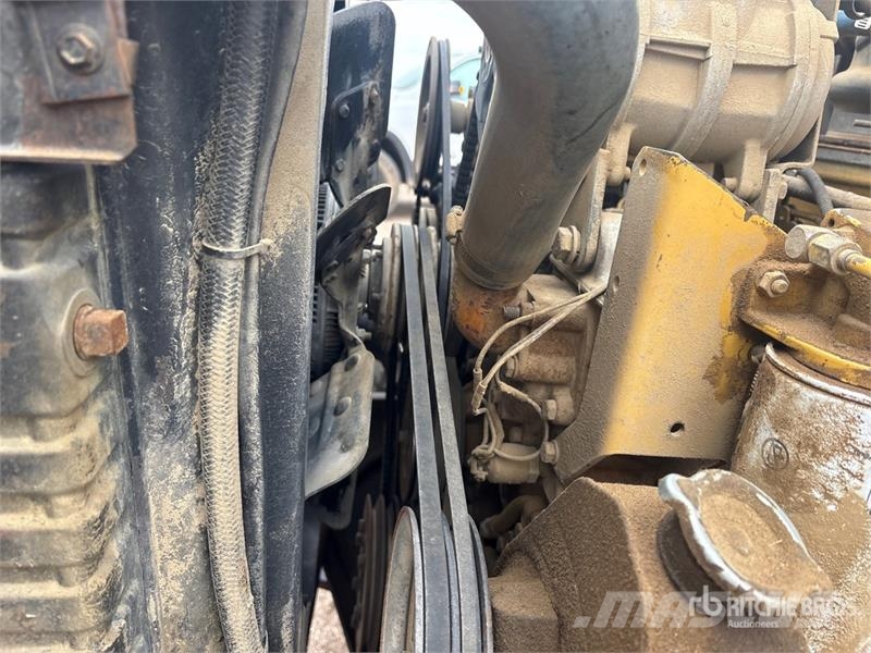 Ford L8000 4x2 Silage Truck Специальные грузовики