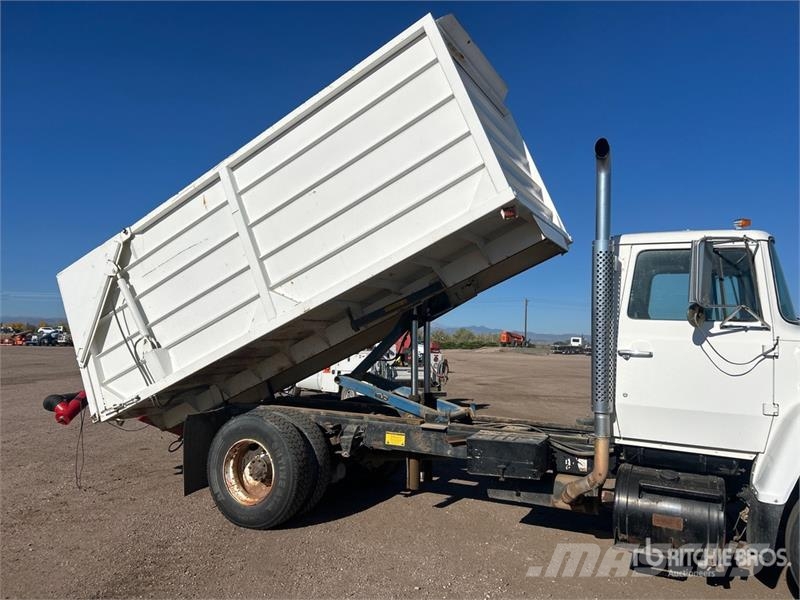 Ford L8000 4x2 Silage Truck Other trucks