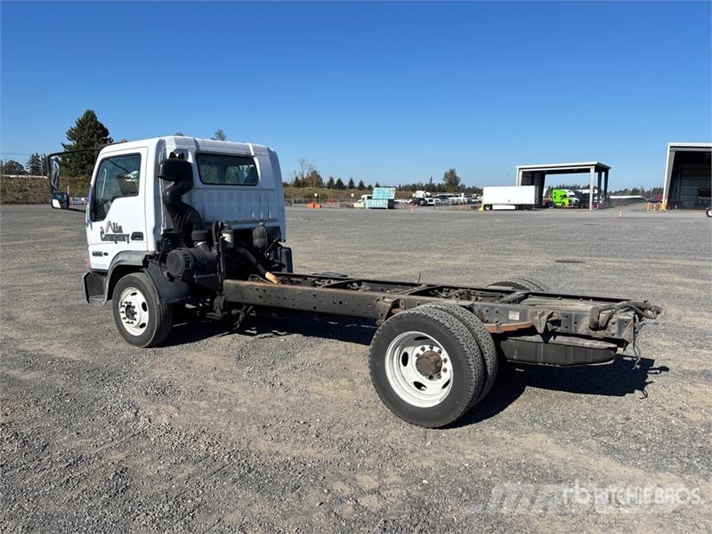 Ford LCF450 驾驶室与内部