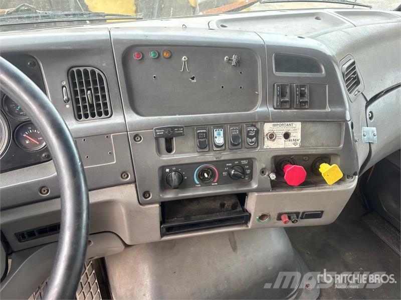 Ford LT9000 Trekkvogner