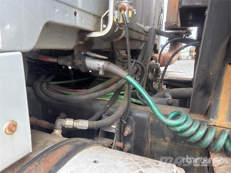 Ford LT9000 Trekkvogner