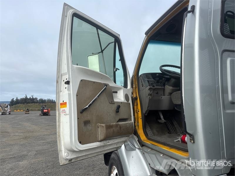 Ford LT9000 Trekkvogner
