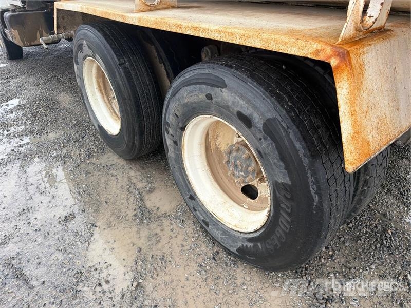 Ford LTA9000 Vesisäiliöautot