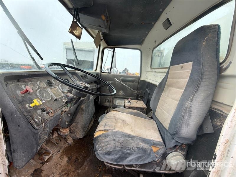 Ford LTA9000 Vesisäiliöautot