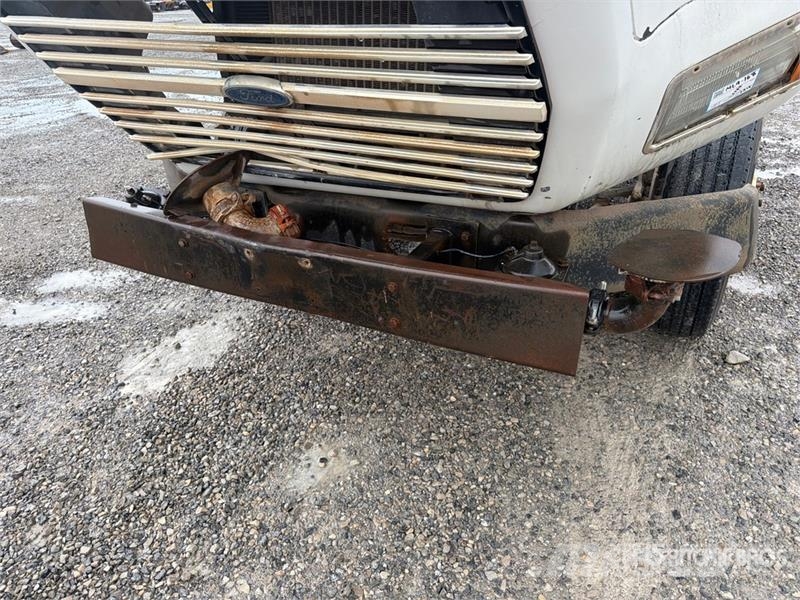 Ford LTA9000 Vesisäiliöautot
