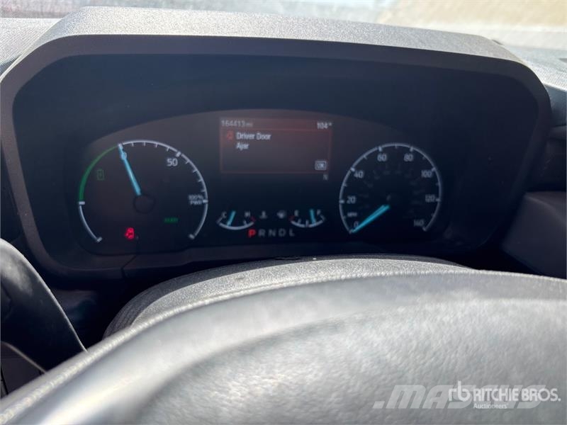 Ford Maverick Прочие фургоны