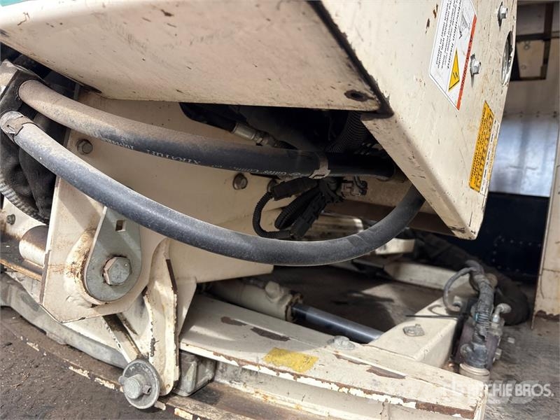 Ford PC111 Direct Push on Ford F-550 XL 4x2 Drill Truc Mobilni vrtalni tovornjaki