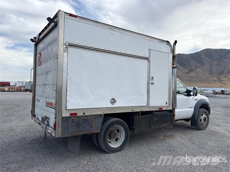 Ford PC111 Direct Push on Ford F-550 XL 4x2 Drill Truc Mobilni vrtalni tovornjaki