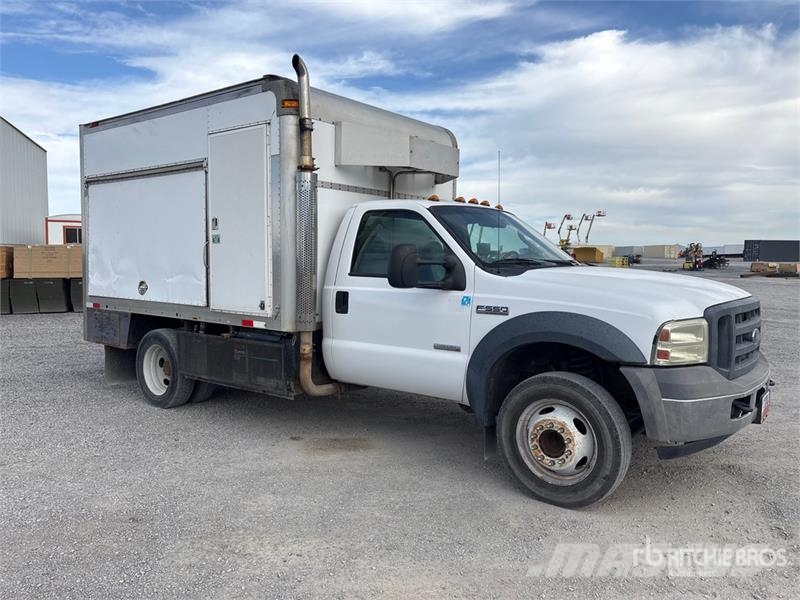 Ford PC111 Direct Push on Ford F-550 XL 4x2 Drill Truc Mobilni vrtalni tovornjaki