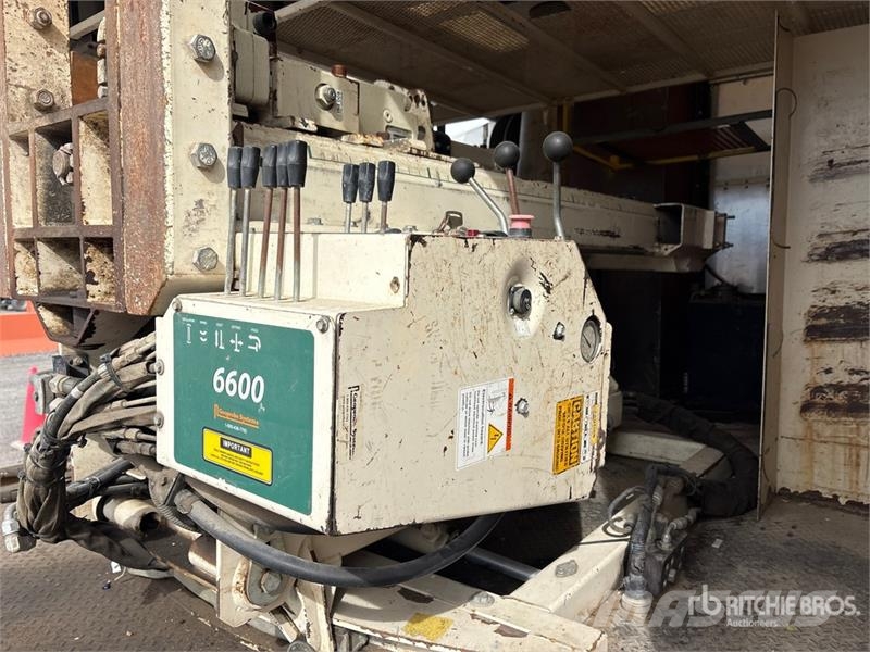 Ford PC111 Direct Push on Ford F-550 XL 4x2 Drill Truc Mobilni vrtalni tovornjaki