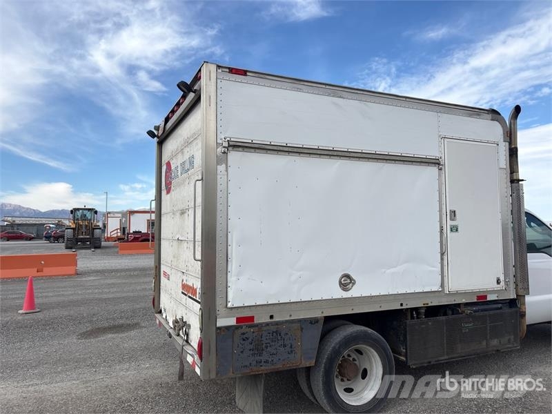 Ford PC111 Direct Push on Ford F-550 XL 4x2 Drill Truc Mobilni vrtalni tovornjaki