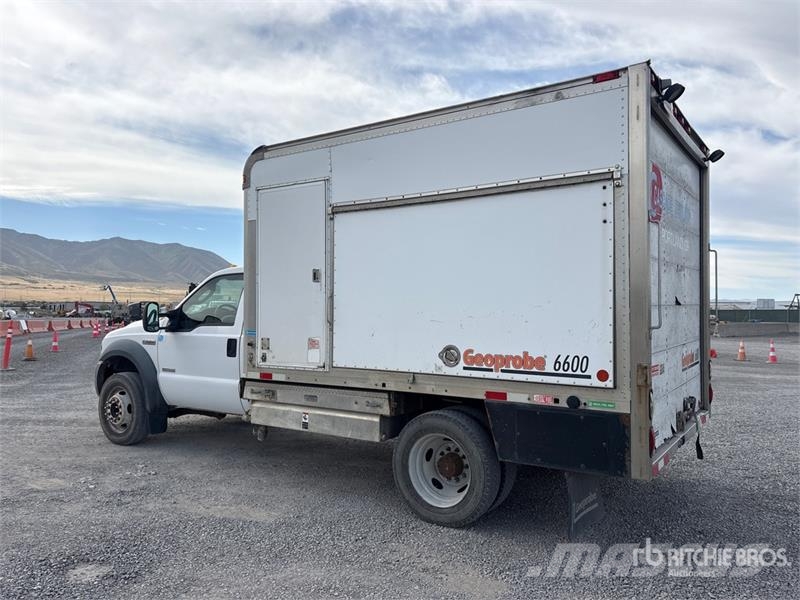 Ford PC111 Direct Push on Ford F-550 XL 4x2 Drill Truc Mobilni vrtalni tovornjaki