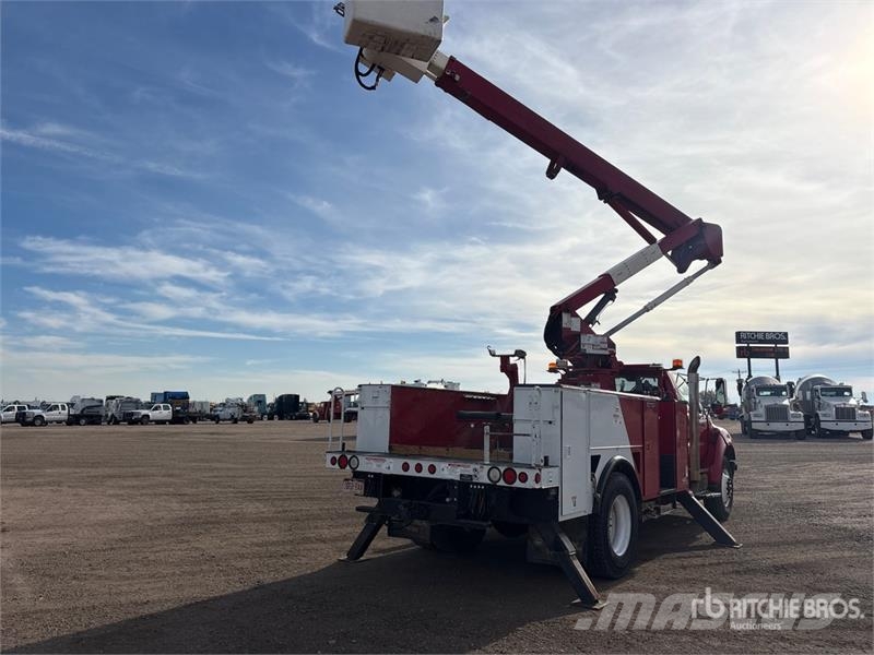 Ford Terex HI Ranger TL50M 50 ft on  Ford F-750 4x2 Buc Plataformas sobre camión