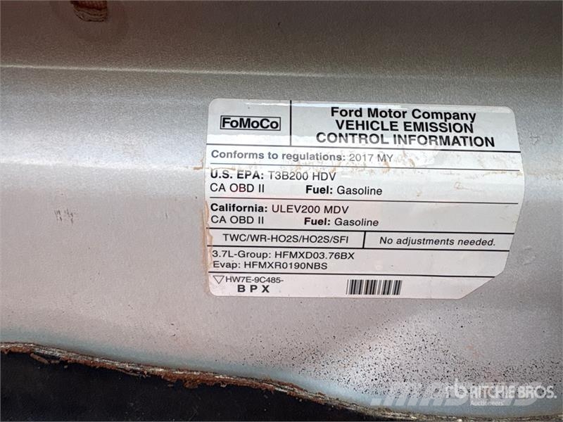 Ford Transit 15 Passenger Van Panel vans