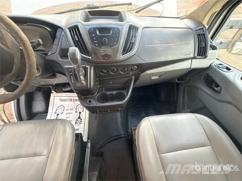 Ford Transit 15 Passenger Van Panel vans