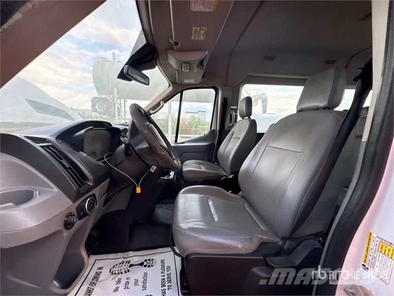Ford Transit 15 Passenger Van Panel vans