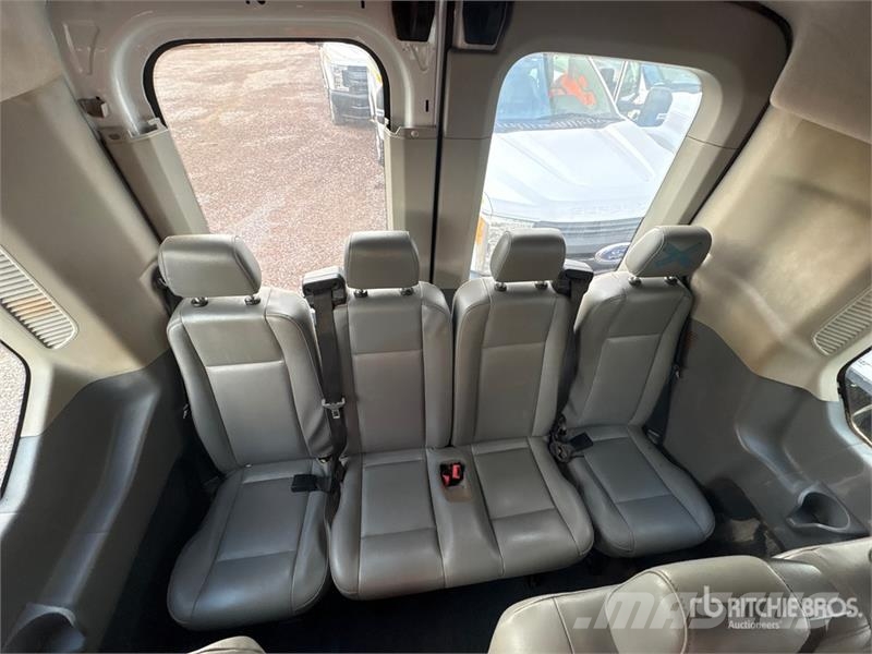 Ford Transit 15 Passenger Van Panel vans