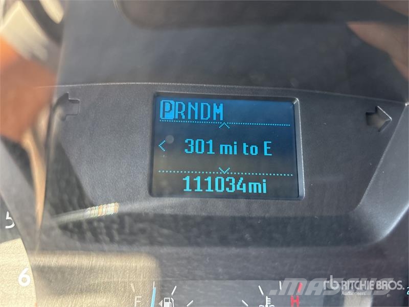 Ford Transit 150 Cargo Van Изотермический фургон