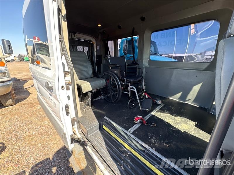 Ford Transit 150 Cargo Van Dostavna vozila / kombiji