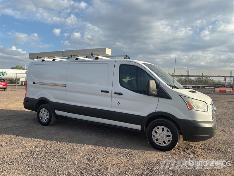 Ford Transit 250 Cargo Van Krovininiai furgonai