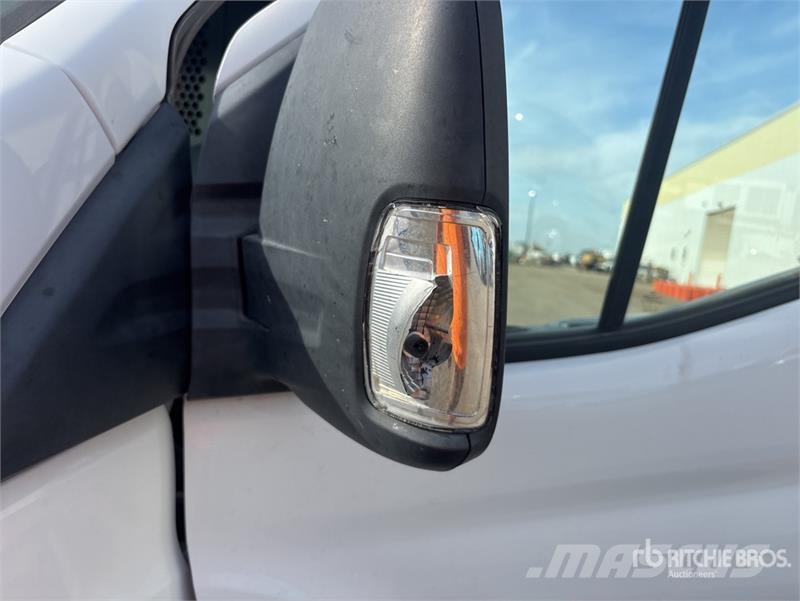 Ford Transit 250 Cargo Van Varebiler