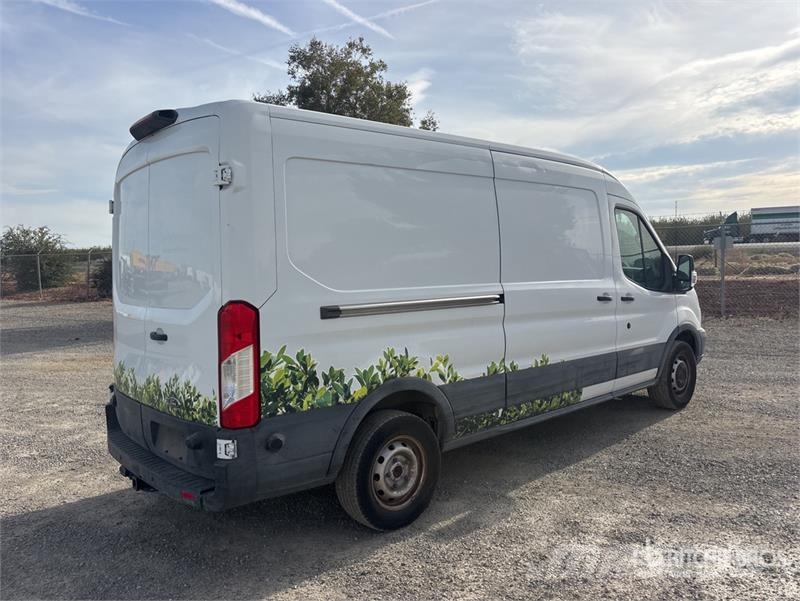 Ford Transit 250 Cargo Van Varebiler