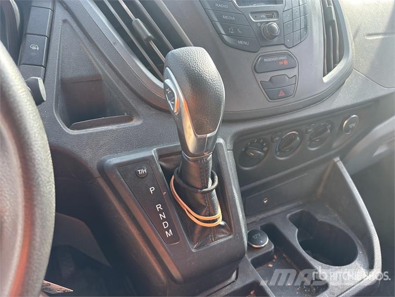 Ford Transit 250 Cargo Van Varebiler