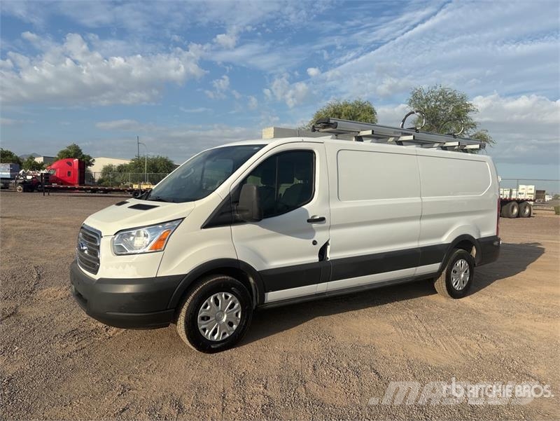 Ford Transit 250 Cargo Van Krovininiai furgonai