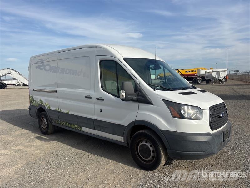 Ford Transit 250 Cargo Van Varebiler