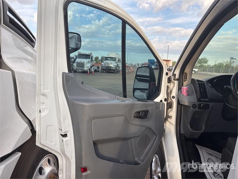 Ford Transit 250 Cargo Van Krovininiai furgonai