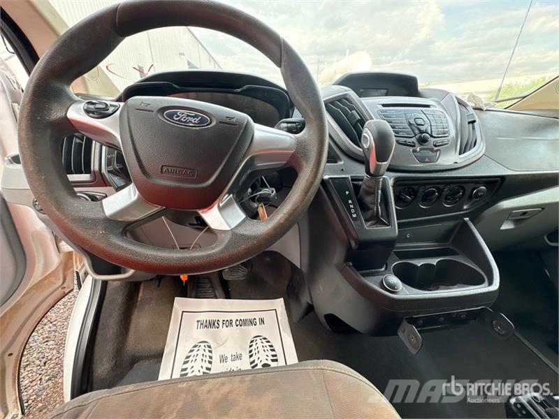 Ford Transit 350 13 Passenger Van Lieferwagen